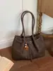 Bolso de mano nuevo para mujer transfronterizo, gran capacidad, moda otoño 2026, bolso tote versátil para el día a día