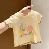 Top de Verano 2026 Nuevo para Bebé Niña, Estampado de Conejo de Dibujos Animados, Manga Corta, Cuello Redondo, Volantes, Transpirable, Versátil, Ropa Infantil