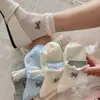 Meias com Laço para Mulheres, Meias Curtas Respiráveis de Malha Fina para Primavera e Verão, Meias Doces com Barra Bolha, Meias Curtas Coloridas Sem Costura