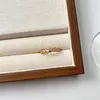 Anillo Minimalista Estilo Ins con Gema de Color y Goteo de Aceite Estilo Francés para Mujer, Anillo para Dedo Índice, Diseño de Nicho, Versátil y Ajustable