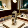 Nuevo Reloj de Cadena Cuadrado con Incrustaciones de Diamantes Pequeño Dial Movimiento de Cuarzo Moda para Mujer Fabricante Venta al por Mayor