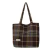 Bolsa de ombro grande de outono e inverno, estilo japonês, estilo Ins, bolsa xadrez para todas as combinações, bolsa de lona feminina, bolsa tote para estudantes e viajantes