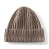 Venta al por mayor de fábrica Transfronterizo Cachemira Otoño e Invierno Nuevo Doble capa Engrosado Gorro Unisex Rayado Cálido Cobertura para la cabeza para montar