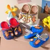 Zuecos de Dibujos Animados para Niños, Nuevo Estilo de Verano, Adecuados para Uso en Interiores y Exteriores, Suela Suave, Sandalias Antideslizantes