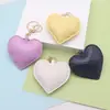 Nuevo Agujero para Cinta Superficie Brillante Patrón de Serpiente Plisado Cuero Bolso Grande con Forma de Corazón Remolque Llavero Cadena para Teléfono Móvil Colgante