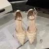 Mules de Punta Tejido de Malla Tacón de Aguja Punta Cerrada Blancos Llamativos Zapatos de Boda Bordado Zapatos de Mujer Corte Bajo Tacones Altos Nueva Llegada