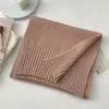 Lenço pequeno versátil estilo coreano feminino inverno ins macio glutinoso tricotado tipo caxemira quente lenço de casal estudante meninos outono