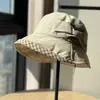 Chapéu Balde Casual Novo com Retalhos Xadrez Estilo Coreano Que Faz o Rosto Parecer Menor, Chapéu de Sol Versátil para o Verão, Chapéu Balde com Proteção Solar