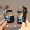 Zapatos de Princesa para Niñas Estilo Nuevo Primavera y Otoño de 1 a 3 Años Zapatos Pequeños de Cuero para Niños Suela Suave para Bebés Zapatos para Niños Pequeños Planos Transpirables