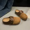 2026 Meias Pantufa Baotou Aumento de Altura Moda Slip-ons Outono Pantufas de Solado Grosso Fivela de Couro Feminina Radmuller Beleza