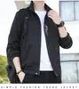 Mercancía de Fujian Chaqueta Deportiva para Hombre para Exteriores 2026 Primavera y Otoño Nuevo Estilo Cuello Alto Moderna Holgada Casual Atractiva Chaqueta