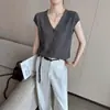 Cardigã de linho com decote V e mangas tipo morcego, estilo resort, leve e arejado, o decote V acentua o pescoço, linho natural, top de verão respirável