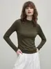 Camiseta térmica de veludo com gola média e mangas compridas, estilo para o dia a dia, para mulheres, novo modelo outono e inverno 2026, camada interna quente que pode ser usada como peça externa