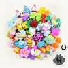 Dibujo Animado 50 Piezas Mitad Patrón 3D Clip para Bolígrafo Hebilla Plástico Accesorios Aspecto de Alta Calidad Papelería Estudiante Decoración de Bolígrafo Creativo Popote