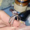 Anillo de Estrella Trenzado de Doble Capa Versa Europeo y Americano de Nicho Elegante Chapado en Oro Super Brillante Imitación Moissanita Anillo de Compromiso Abierto para Mujeres