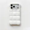 Aplicable a iPhone 18 Pro Max Funda Protectora Antigolpes de Silicona Líquida con Patrón de Nube para Teléfono Apple 17 Pro Max