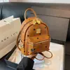 Mochila Feminina Urso Fofo Mochila para o Dia a Dia 2025 Nova Moda Tendência Mochila para Estudante Universitária Feminina Mochila Escolar de Grande Capacidade