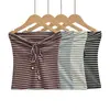 Chal de Mujer Coreano Rayado con Cordón al Frente + Top Camisola Corta de Cintura Alta + Pantalones Casuales Rectos de Pierna Ancha Rayados con Parches