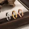 Anel de Aço Titânio com Cravação de Diamante de Precisão CNC com Coração Gravado Dourado Fashionável Estiloso Nicho Estilo Casal Ins Anel em Formato de Coração