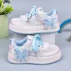 Sapatos Femininos 2026 Novo Verão Tênis Princesa Vazados Infantis Solado Macio Respirável Malha Única Sapatos Esportivos Femininos