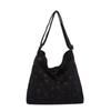 2024 Novo Estilo Feminino Bolsa Moda Veludo Cotelê Morango Estampado Grande Capacidade Axilas Bolsa Doce Estilo Crossbody Bolsa