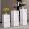 Soporte de Flores de Losa de Roca de Fábrica para Hotel Club Sala de Estar de Pie Columna de Entrada Bvlgari Lujo Ligero Soporte de Exhibición Escultura