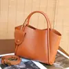 Bolso Nuevo Retro de Cuero Genuino para Mujer Versátil Portátil Transfronterizo Bolso Tipo Cesta de Verduras Bolso Cruzado al Hombro de Piel de Vaca con Patrón de Ciervo para Viajes Diarios