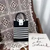 Bolso pequeño portátil de verano 2024, nuevo y popular bolso cruzado de punto para teléfono móvil.