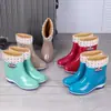 Zapatos de Goma Impermeables de Caña Media, Caña Alta de Suela Gruesa, Caña Baja, Botas de Lluvia de Caña Baja con Suela Gruesa, Zapatos Moldeados por Inyección para Mujer, Forrados de Lana para las Cuatro Estaciones