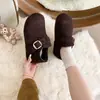 2026 Inverno Plush Um Passo Homem Preguiçoso Sapatos de Algodão Moda Fivela de Couro Aumento de Altura Sola Grossa Cobertura Quente para Pés Sapatos de Algodão