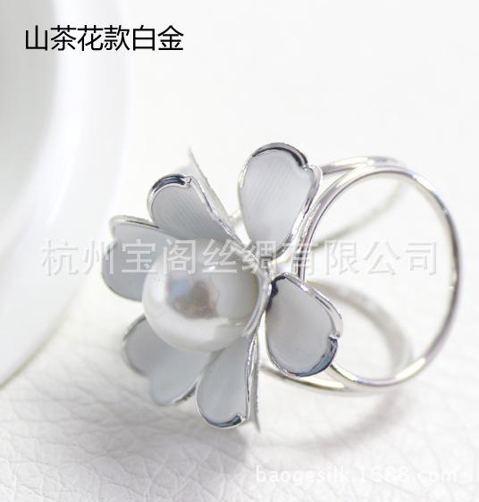 颜色山茶白金