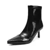 Botas femininas de couro envernizado stretch, botas de corte justo, novo estilo outono e inverno, zíper traseiro, cor sólida, salto stiletto, bico fino, botinhas femininas stretch