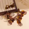 Pendientes de Borlas de Pétalos de Flor de Gasa Acrílica Europeos y Americanos de Otoño e Invierno, Pendientes Personalizados Retro de Nicho de Gama Alta para Mujer