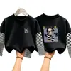 Camiseta de manga larga de algodón puro a rayas y retazos para niñas, nuevo estilo otoño 2026, corte holgado, adecuada para niños medianos y mayores, ropa de otoño, prenda interior para niñas