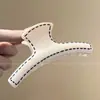 Pinza de tiburón negra en forma de corazón para recogido, elegante pinza para el pelo floral para la parte trasera de la cabeza, gran accesorio para el pelo de pinza de garra estilo nuevo 2026