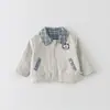 Jaqueta Reversível para Bebê Menino Primavera Novo Estilo Cardigã Infantil Xadrez com Gola Roupas de Exterior para Meninos Feito Sob Medida