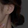 Pendientes pequeños de plata de ley S925 para mujer, ligeros y lujosos, con diseño de nicho de moda 2022.