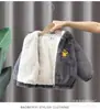 Abrigo de piel de cordero para niño Otoño Estilo occidental Nuevo Suéter de lana con capucha para niños Abrigo de invierno engrosado con forro polar para niño