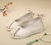 Capa simples sapatos chineses antigos para roupas sapatos com aumento interno tecido para calçar sapatos de tecido forjado respiráveis de verão sapatos de tecido bordados étnicos