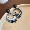 Pendientes Retro Ojo de Tigre Maillard, Lujo Accesible y Pendientes de Gama Alta, Elegantes Simples y de Moda, Pendientes Personalizados y Versátiles
