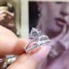 Jóias Fornecimento ao Vivo Coroa Gota d'Água Princesa Diamante Quadrado Quilates Anel Feminino pt950 Design de Nicho Anel de Diamante Duplo