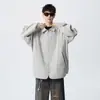 Chaqueta de solapa moderna de lujo ligero de alta calidad estilo Hong Kong para hombres jóvenes, prenda exterior elegante y relajada para primavera y otoño 2026