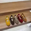 Primer Encuentro con los Zapatos Mary Jane Calados Estilo Coreano para Mujer, con Hebilla Única, Suela Plana, Transpirables, Cómodos y Versátiles