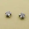 Accesorios de plata de ley S925 pulsera de cuentas hecha a mano diy collar plata tailandesa flor tridimensional de doble cara material de cuenta plana
