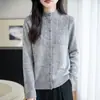 Cárdigan de Punto Jacquard Hueco Retro para Mujer Suéter de Cuello Redondo Chaqueta Corta Petite Temperamento Suave Outerwear de Manga Larga