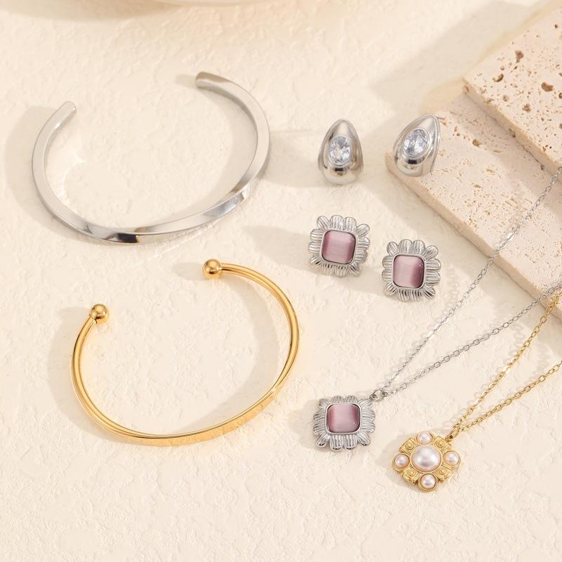 308A5218_20240918_085647