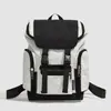 Mochila Pequena para Viagens Curtas Feminina 2026 Nova Leve Esportiva Montanhismo Mochila Escolar