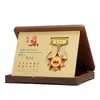 Colección de Medallas Franquicia Autorizada Medalla de Metal Plegable con Tapa Abatible Certificado de Honor de Jubilación Recuerdo