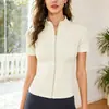 Camiseta casual de manga corta para mujer, estilo Lulu, con cremallera, para fitness, cuello alto, ajuste slim, venta al por mayor de fábrica D