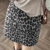 Saia Curta Estampada de Leopardo Vintage para Mulheres, Outono Cintura Alta Emagrecedora Anti-Exposição Pura Desejo Saia Bodycon Evasê